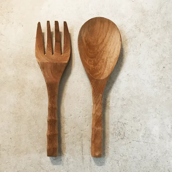 Carved salad servers